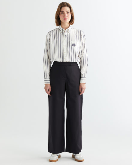 Spodnie damskie slim fit czarne