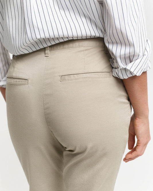 Spodnie damskie slim fit beżowe