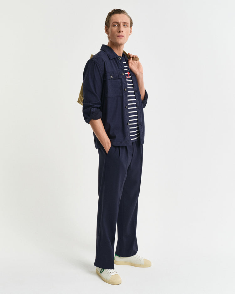 T-shirt męski w paski z okrągłym kołnierzykiem regular fit niebieski