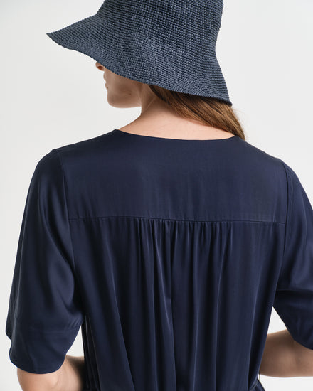 Sukienka damska z krótkim rękawem z dekoltem V relaxed fit niebieska