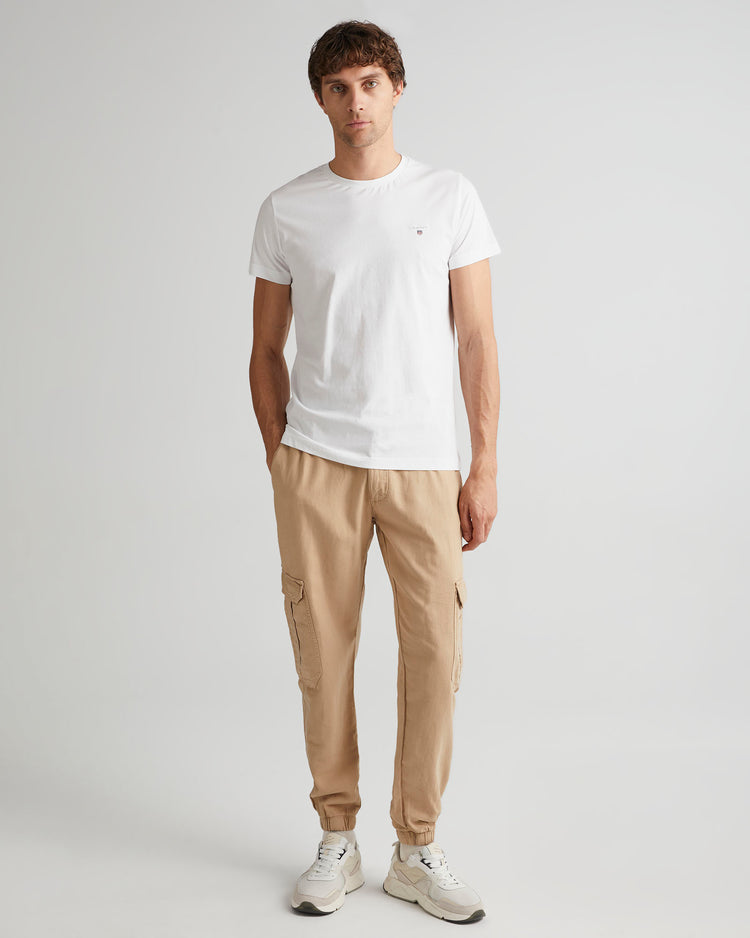 Męski biały T-shirt o regularnym kroju z okrągłym dekoltem