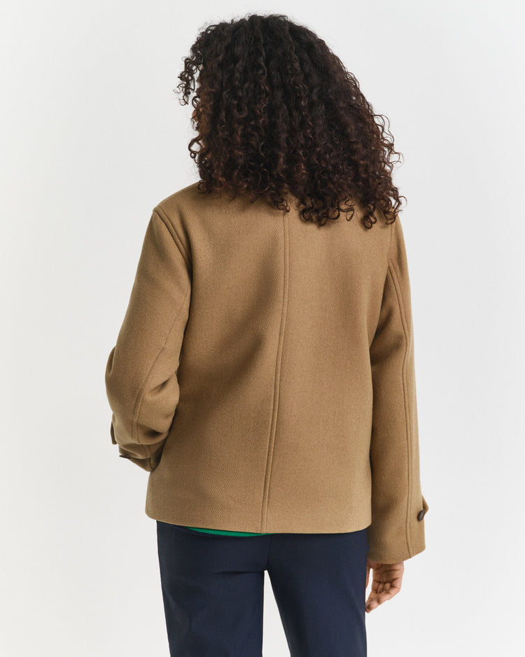 Kurtka damska z długim rękawem i klasycznym kołnierzem regular fit