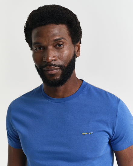 T-shirt męski z okrągłym kołnierzykiem slim fit niebieski