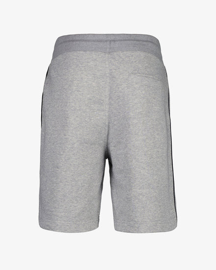 Szorty z motywem Retro Crest