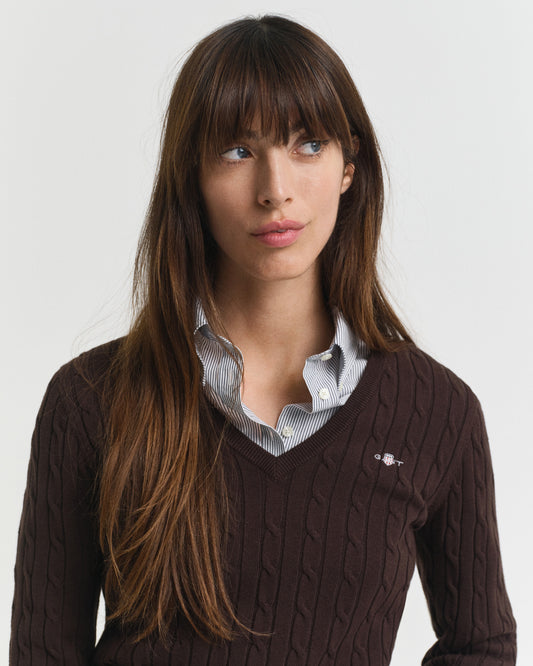 Sweter damski z dekoltem V z długim rękawem slim fit brązowy