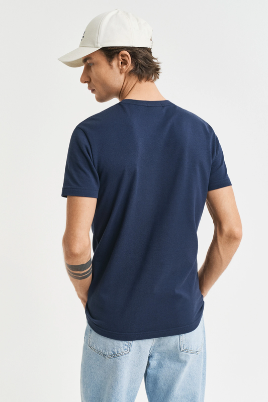 T-shirt męski z krótkim rękawem i okrągłym dekoltem slim fit