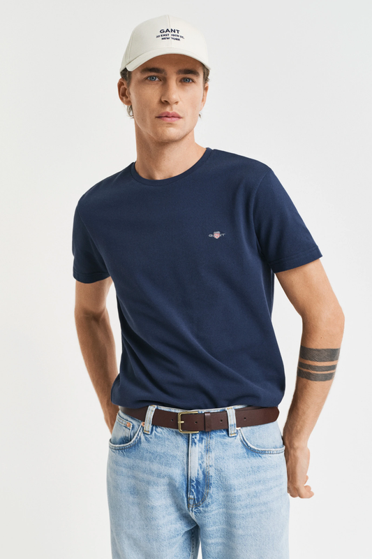 T-shirt męski z krótkim rękawem i okrągłym dekoltem slim fit