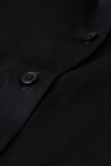 Satynowa koszula damska slim fit czarna