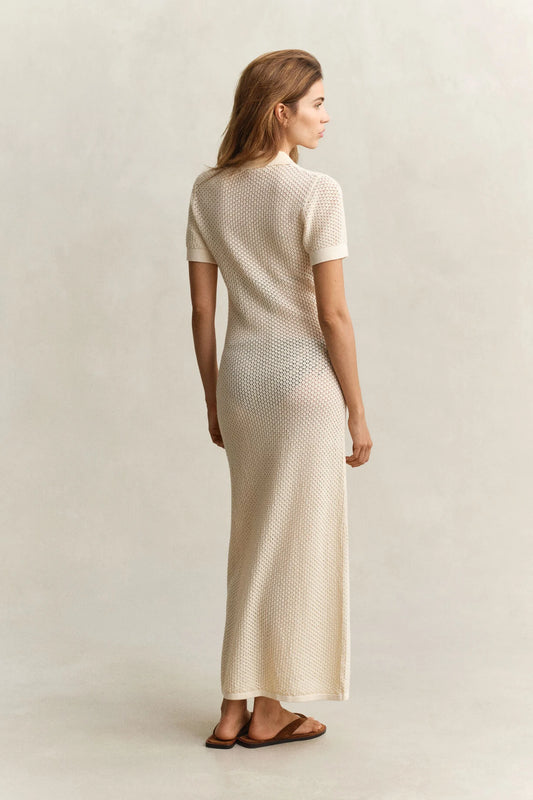 Sukienka damska z kołnierzykiem polo z krótkim rękawem regular fit biała