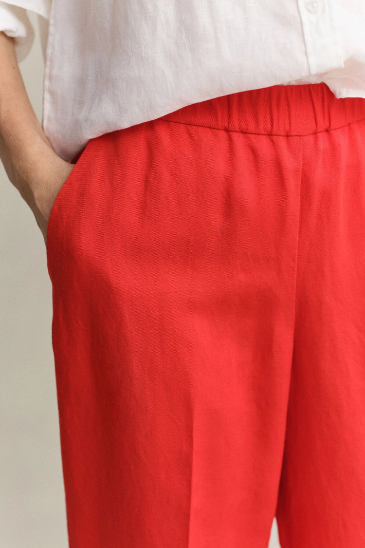 Spodnie damskie relaxed fit czerwone