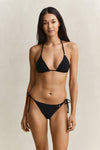 Góra bikini typu trójkąt