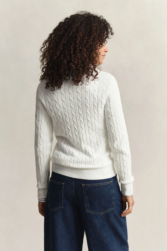 Sweter damski z dekoltem V slim fit biały